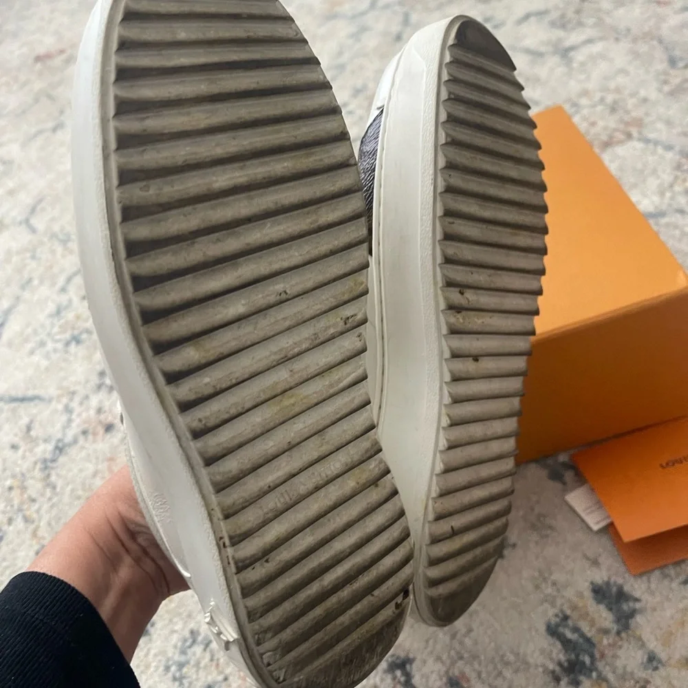 Louis Vuitton Time Out Sneakers White Cocoa Logo Heel  In Box Womens Sz 37/US7 - Picture 10 of 13